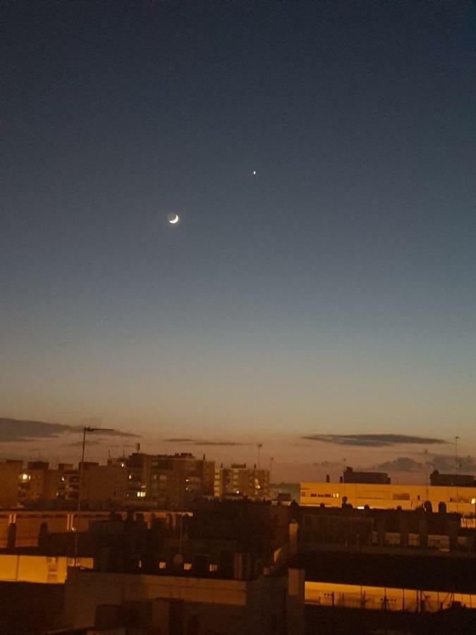 Espacio Amalia Triana Seville Luaran gambar
