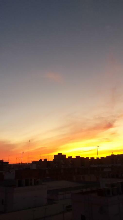 Espacio Amalia Triana Seville Luaran gambar