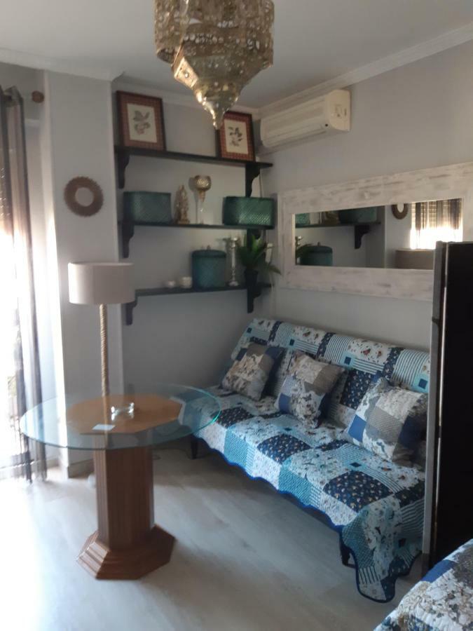 Espacio Amalia Triana Seville Luaran gambar